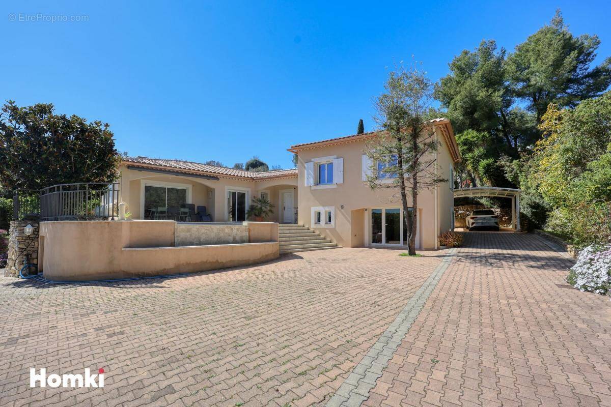 Maison à LA CADIERE-D'AZUR