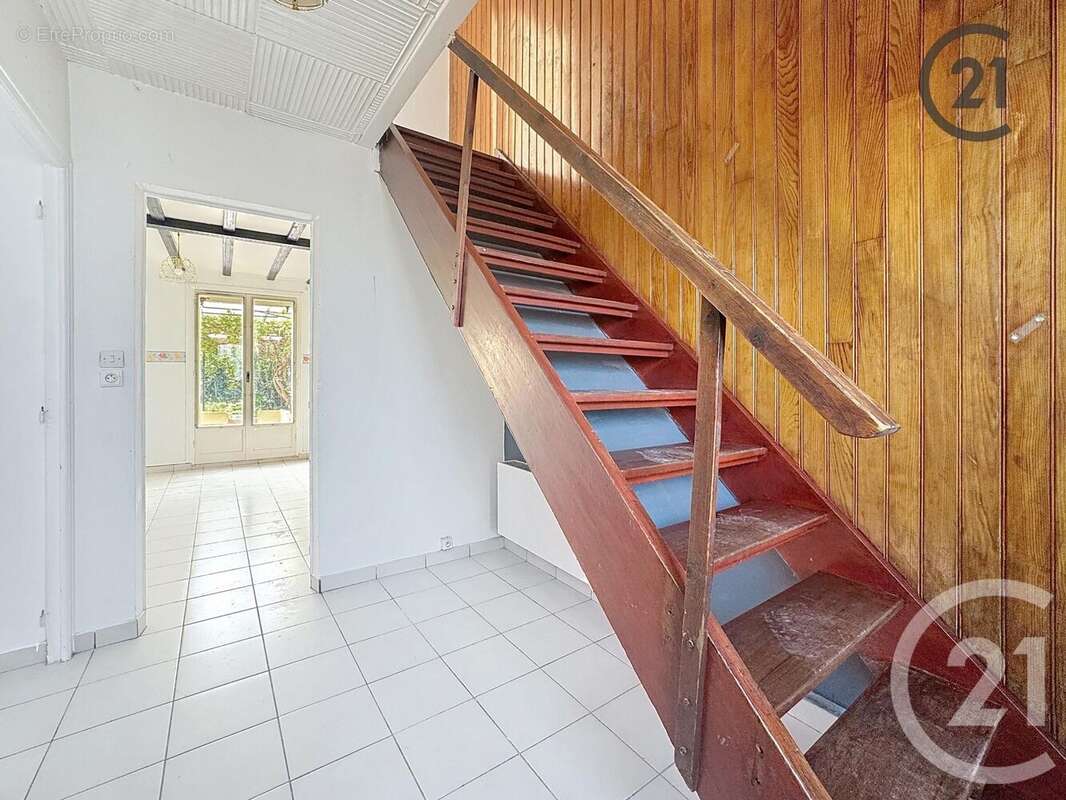 Maison à SAINT-ANDRE-LES-VERGERS