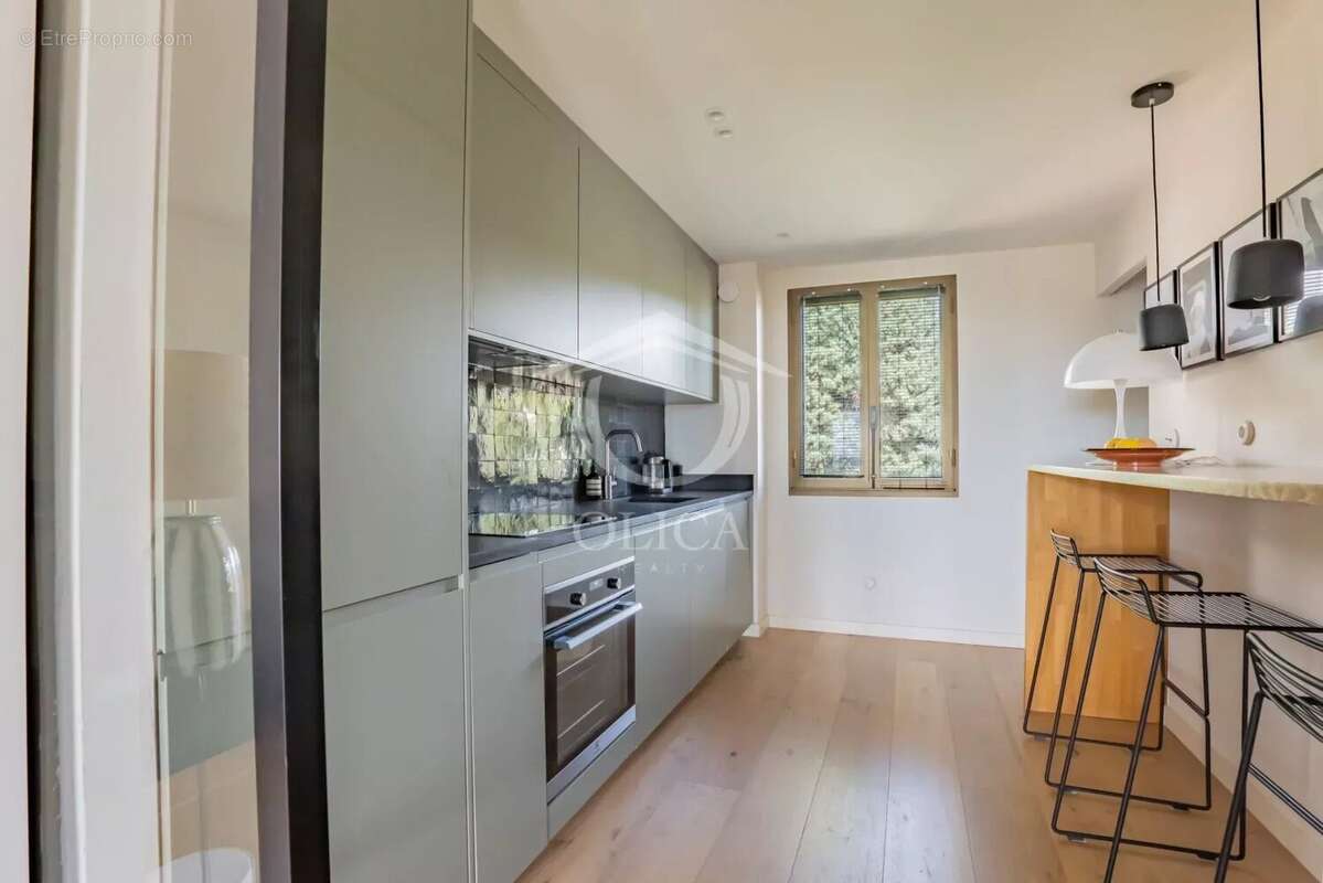 Appartement à VILLENEUVE-LOUBET