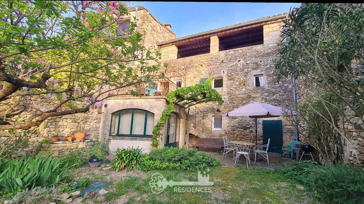 Maison à SAINTE-ANASTASIE