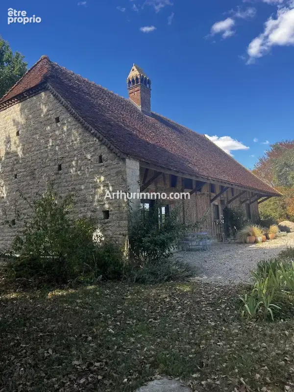 Ferme bressane à colombages – 201 m² – 8 pièces – terrain 2780m² - photo 24
