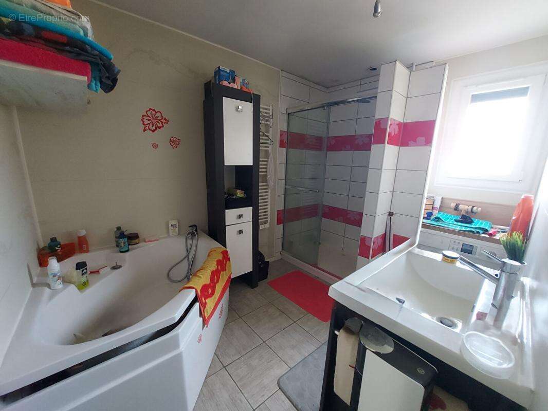 Maison à BOISSEY-LE-CHATEL