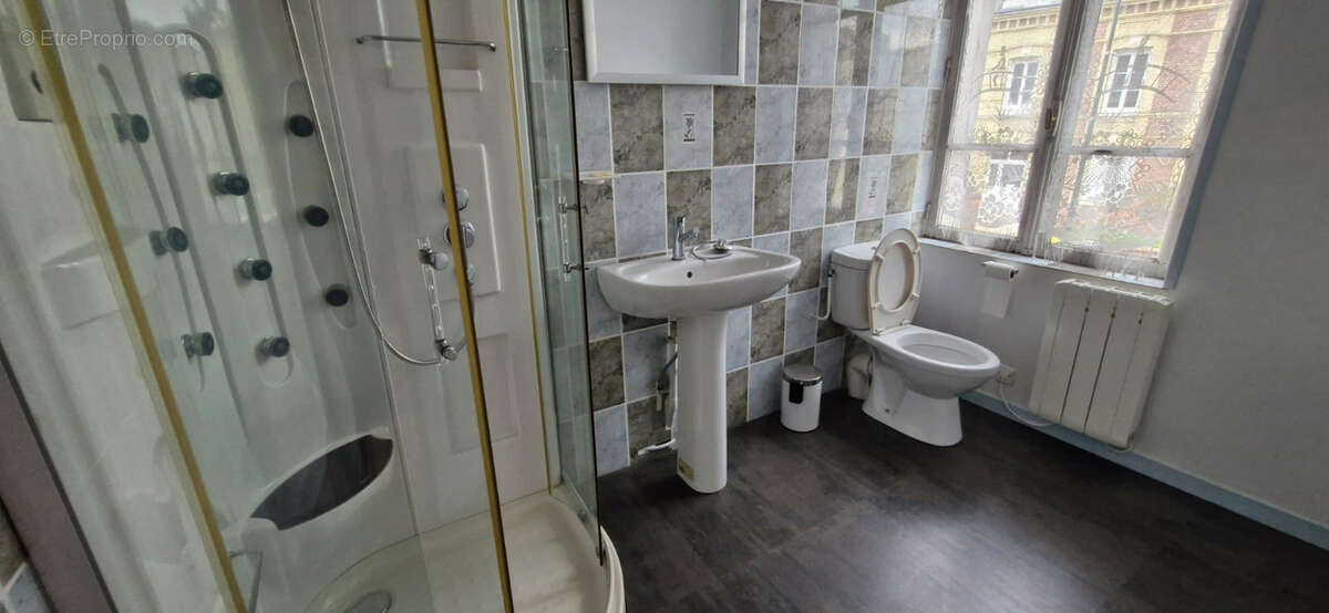 Appartement à LILLEBONNE