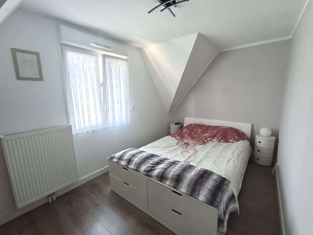 Maison 82 m² à Tourcoing  - photo 5