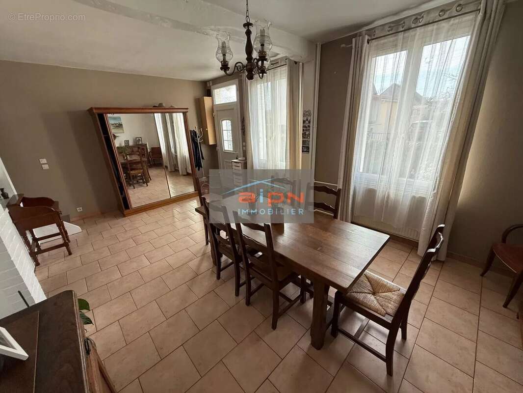 Maison à SOTTEVILLE-LES-ROUEN