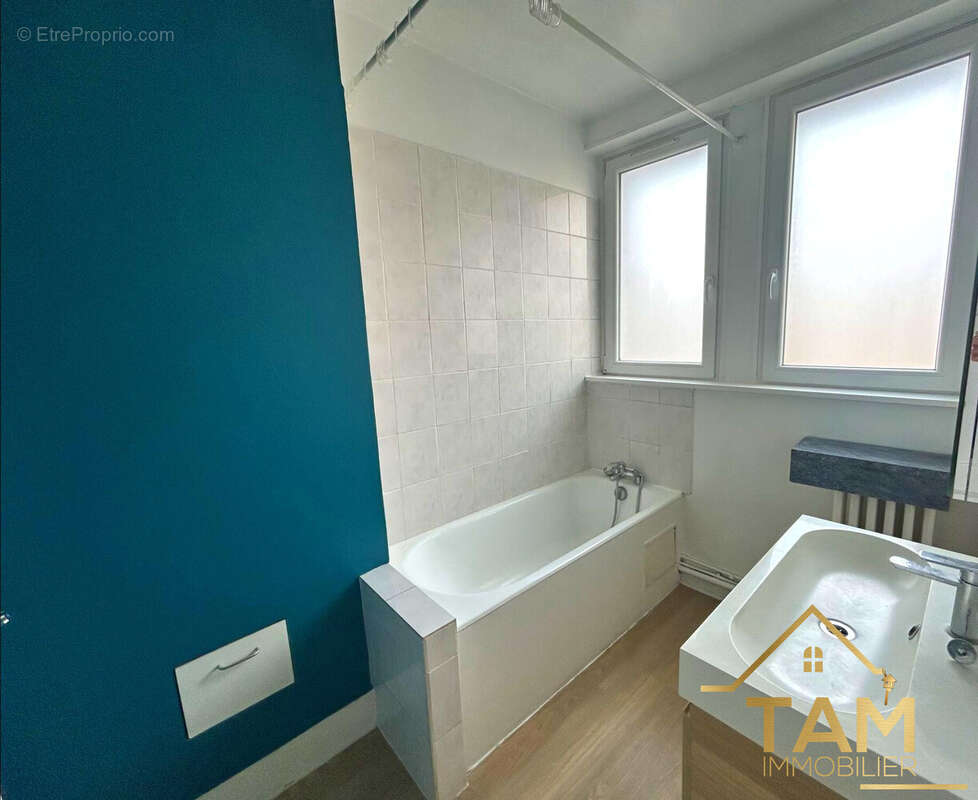 Appartement à SAINT-CYR-L'ECOLE