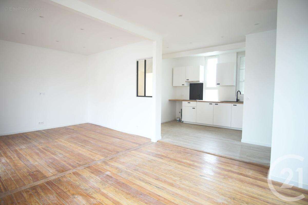 Maison à CHOISY-LE-ROI