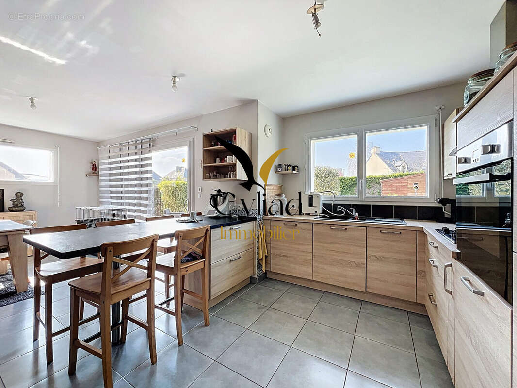 Maison à SAINT-MELOIR-DES-ONDES