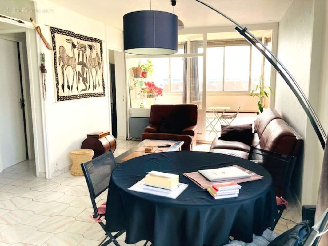 Appartement à BRON