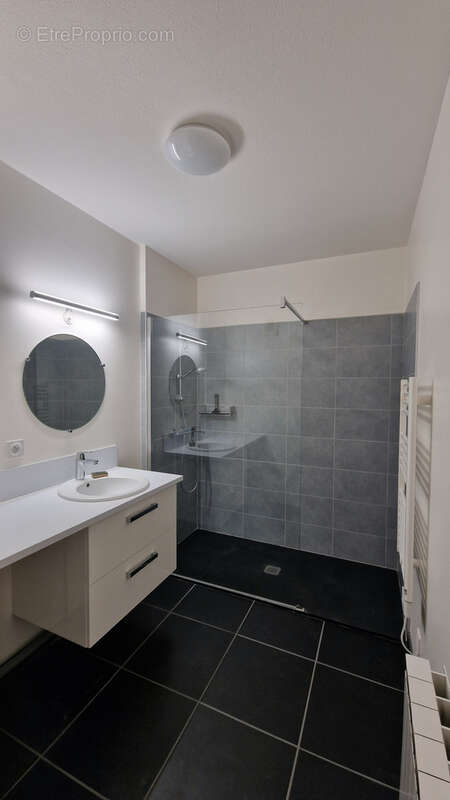 Appartement à NYONS