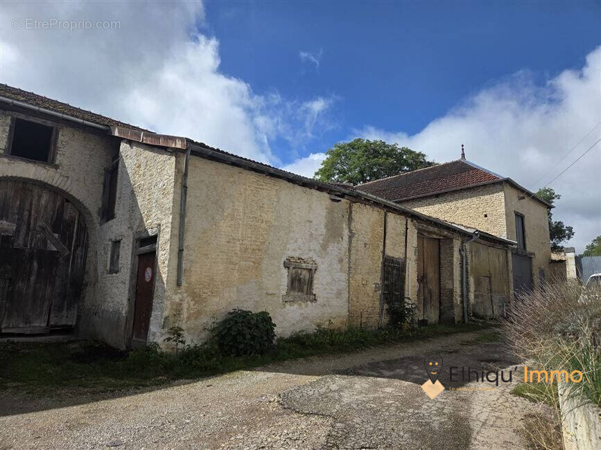 Commerce à PROVERVILLE