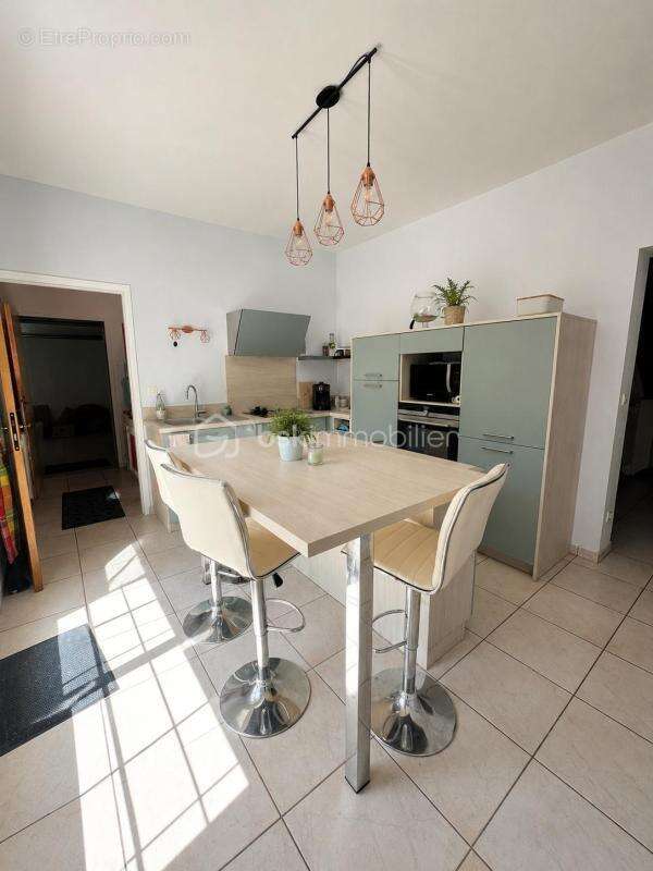 Maison familiale 149 m² - 4 chambres - Suite parentale - Garage 33 m² - DPE B - photo 6