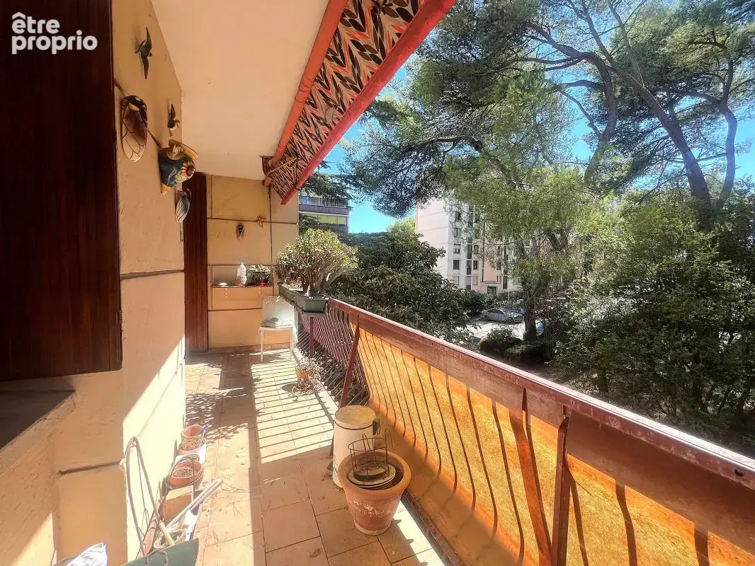 Appartement à LE CANNET