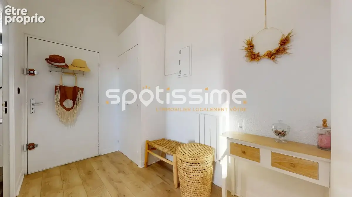 CAP D'AGDE - MONT SAINT-MARTIN - Appartement T2 Cabine - Loggia et Parking Privatif - photo 6