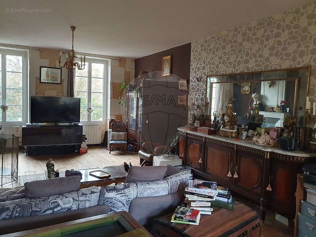 Maison à TAILLEBOURG