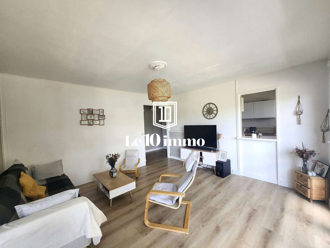 Salon - Appartement à NANTES