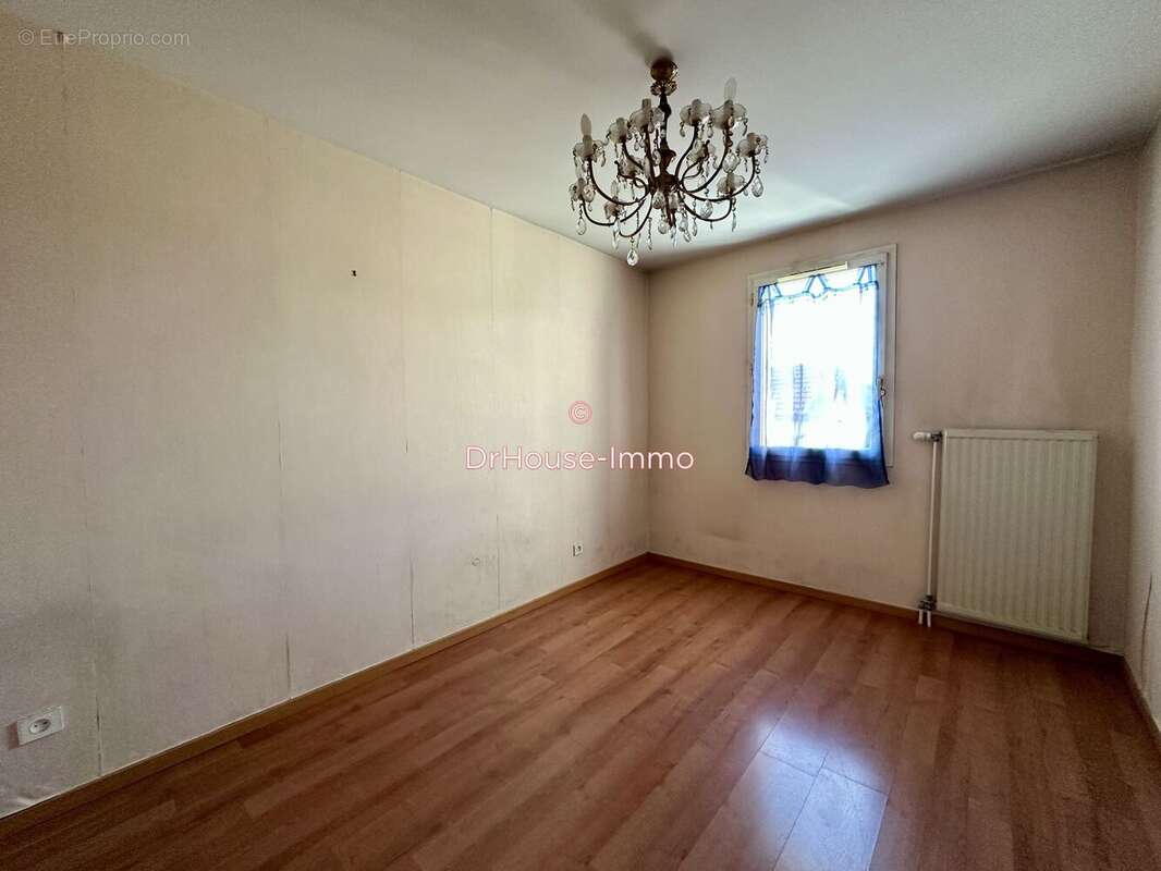Appartement à ROMANS-SUR-ISERE