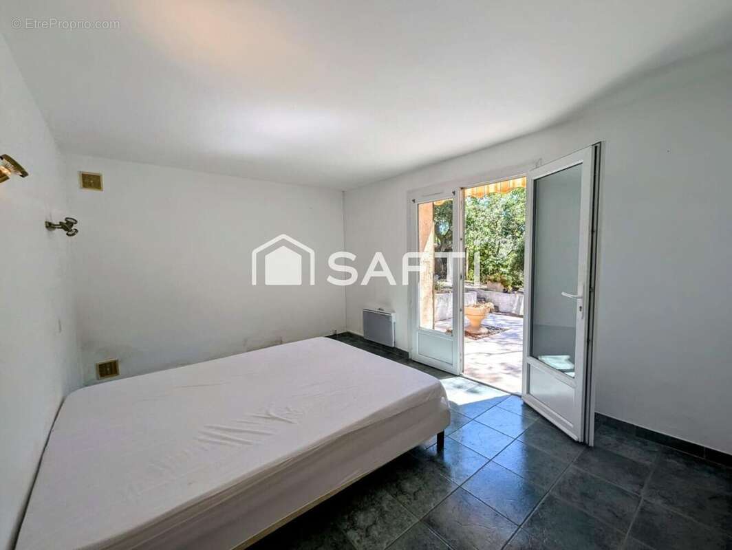 Photo 6 - Maison à FREJUS