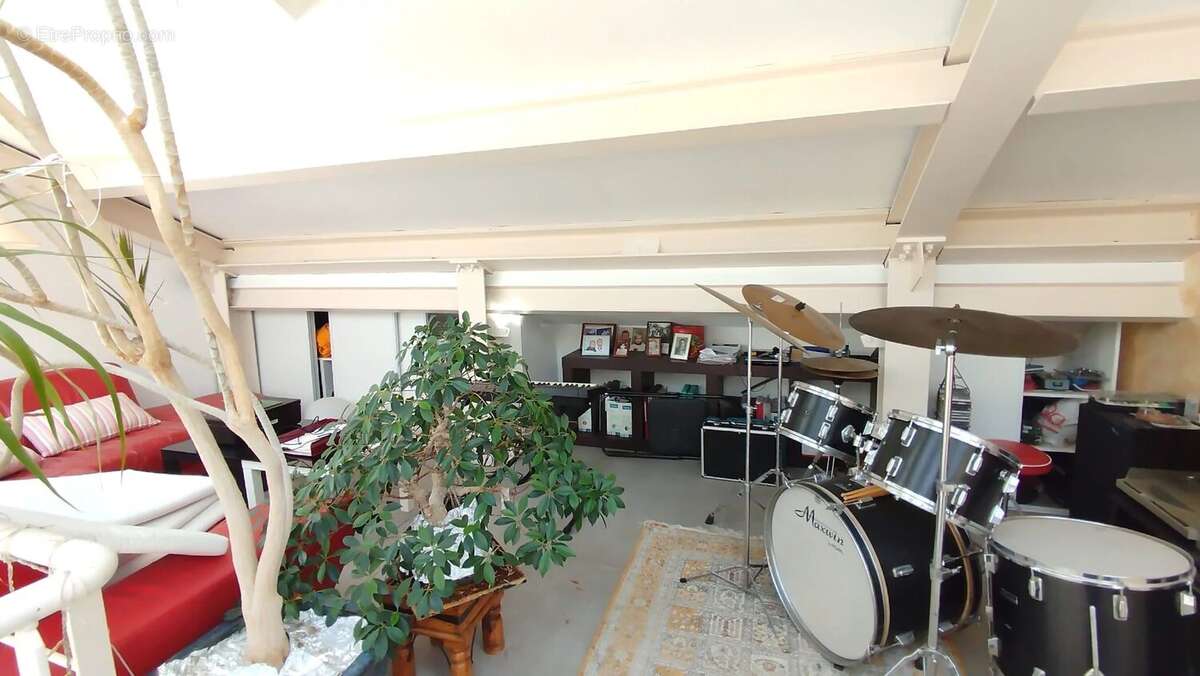 Nice Port – Bas Mont Boron  Loft d'exception de 120 m² avec 110 m² de terrasses – Dernier étage - photo 15