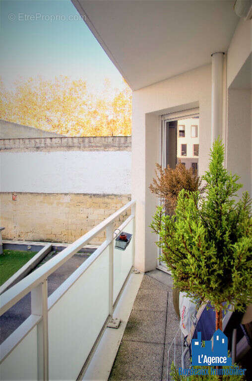 Appartement à BORDEAUX