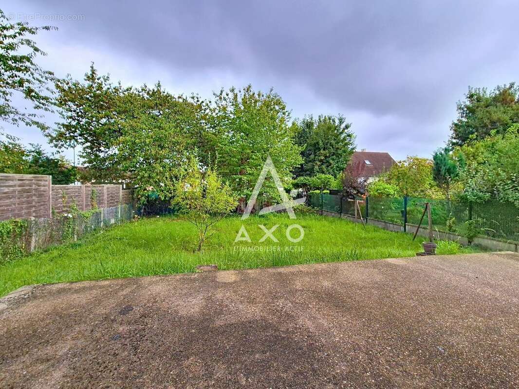 Maison à AMBLAINVILLE