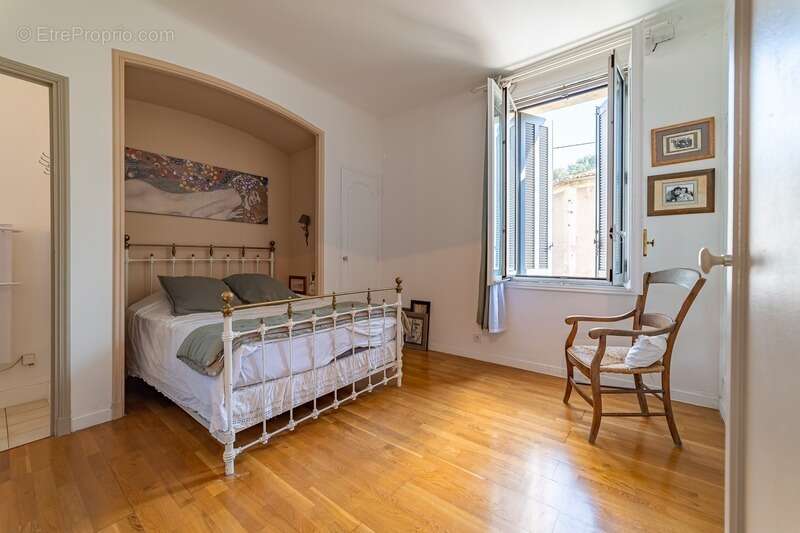 Exceptionnel : propriété avec piscine à sommieres, idl pour un projet famillial et/ ou investissement - photo 11