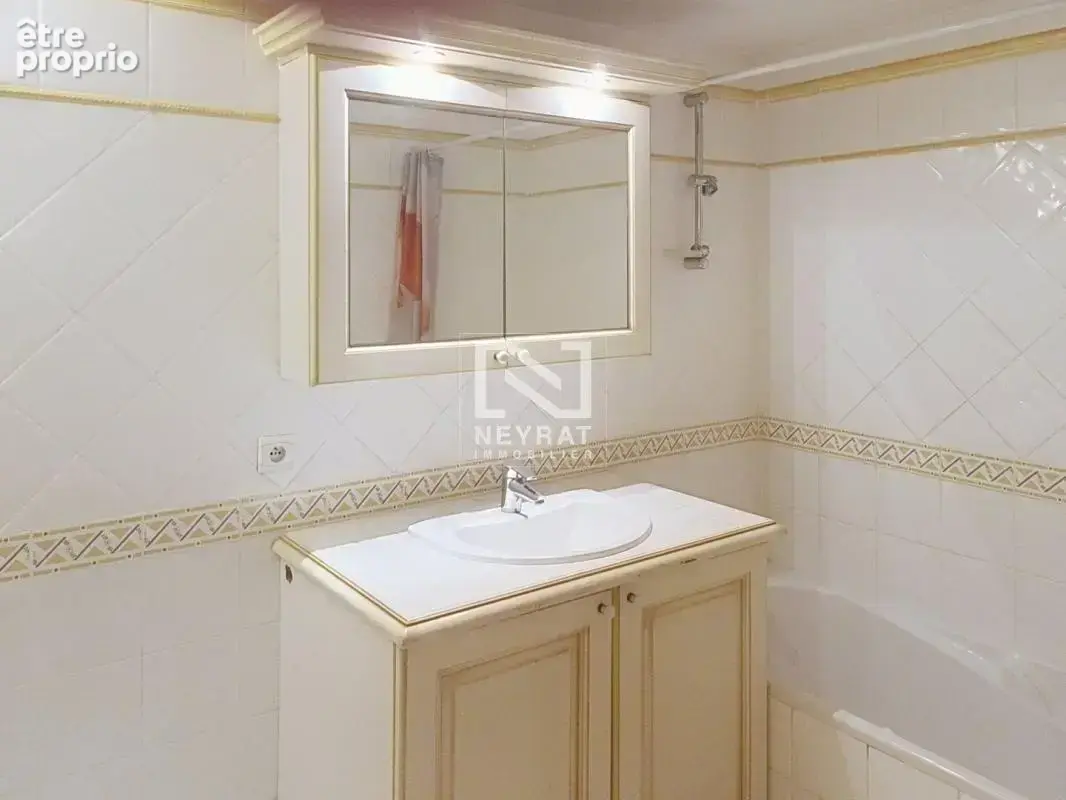 Tourrettes  Très beau duplex 4 pièces  avec vue panoramique - photo 12