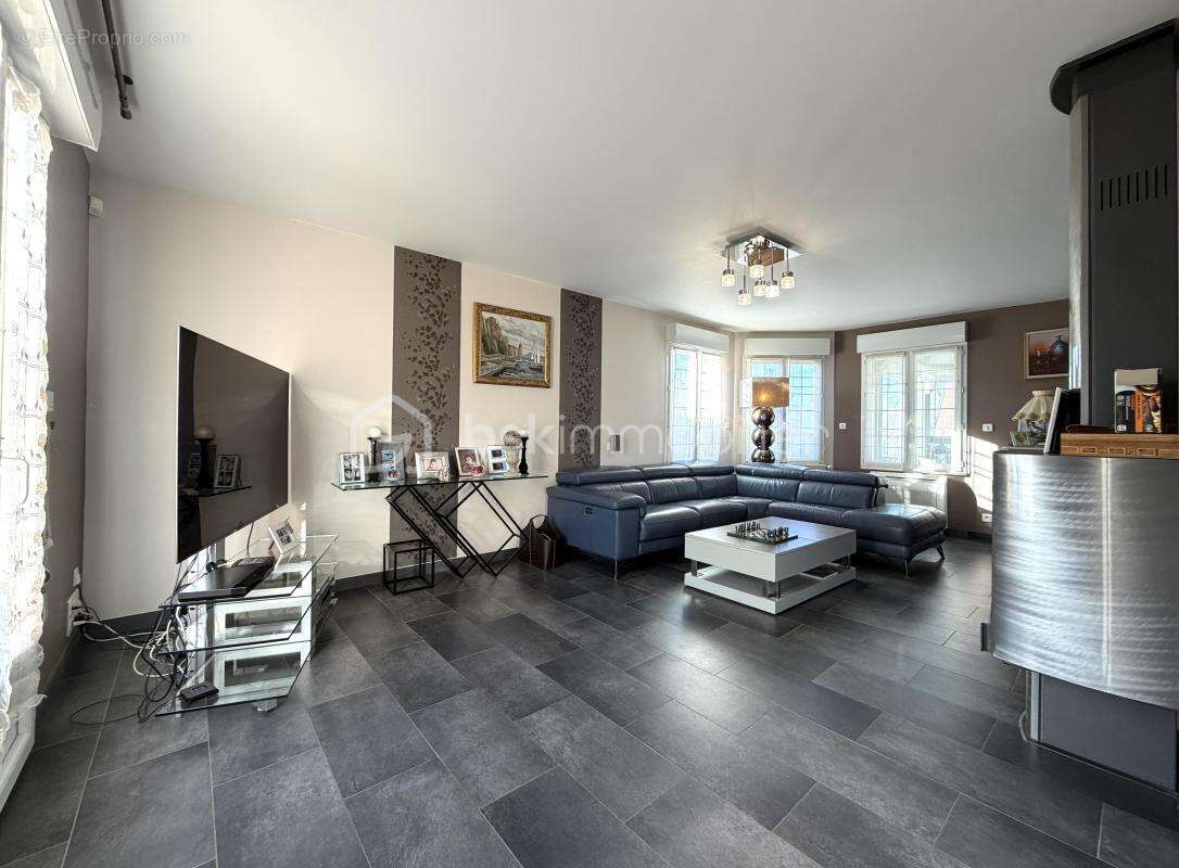 Maison à NANTEUIL-LES-MEAUX