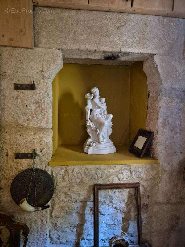 Maison à DAMPIERRE-SUR-SALON