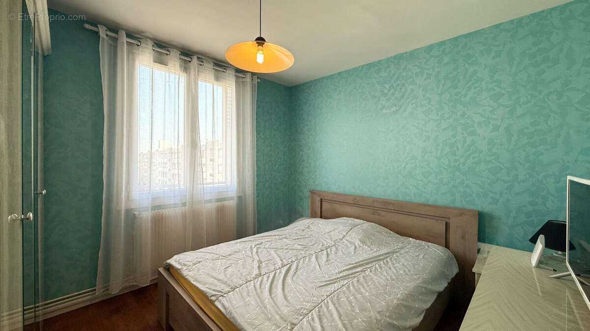 Appartement à LYON-8E