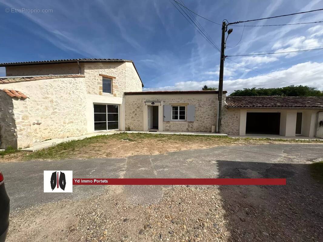 Maison à ILLATS