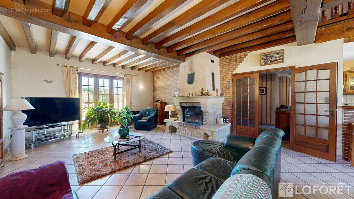 Maison à TOULON-SUR-ALLIER