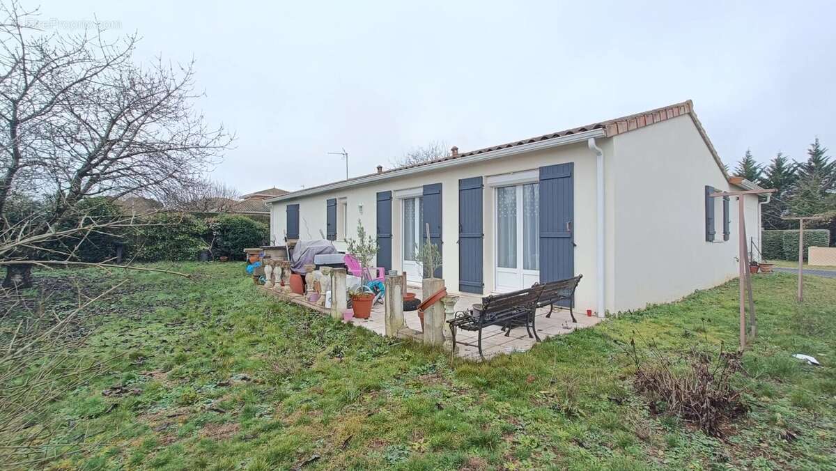 Maison à BUXEROLLES