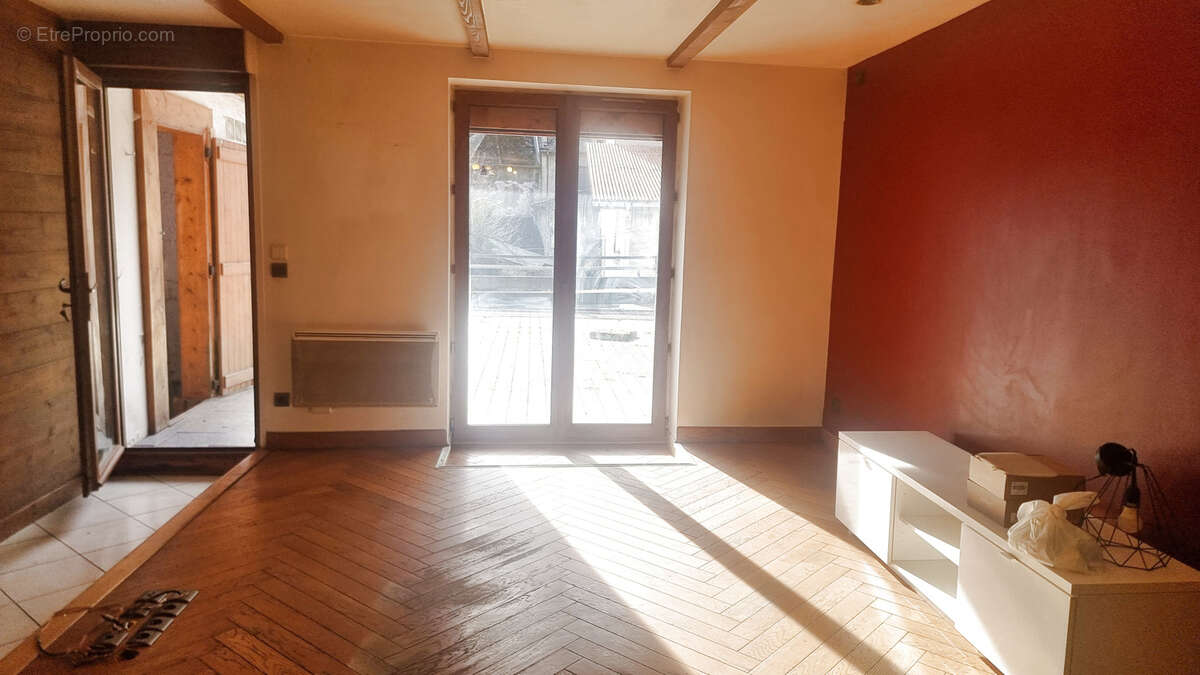 Appartement à AIGUEBELLE