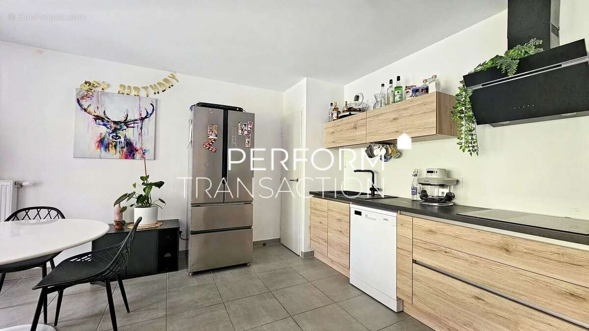 Appartement 3 pièces de 66m2 avec une terrasse de 15m2 - photo 4