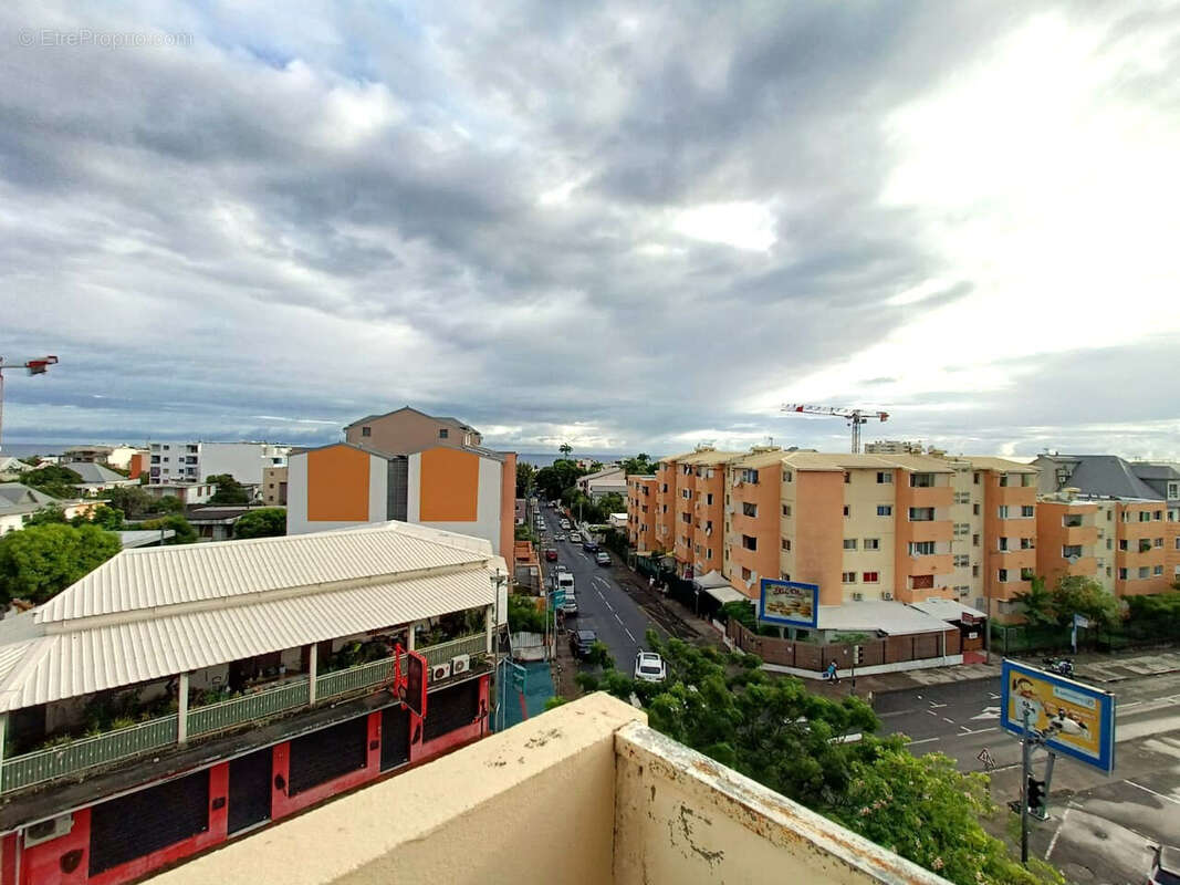 Photo 9 - Appartement à SAINT-DENIS