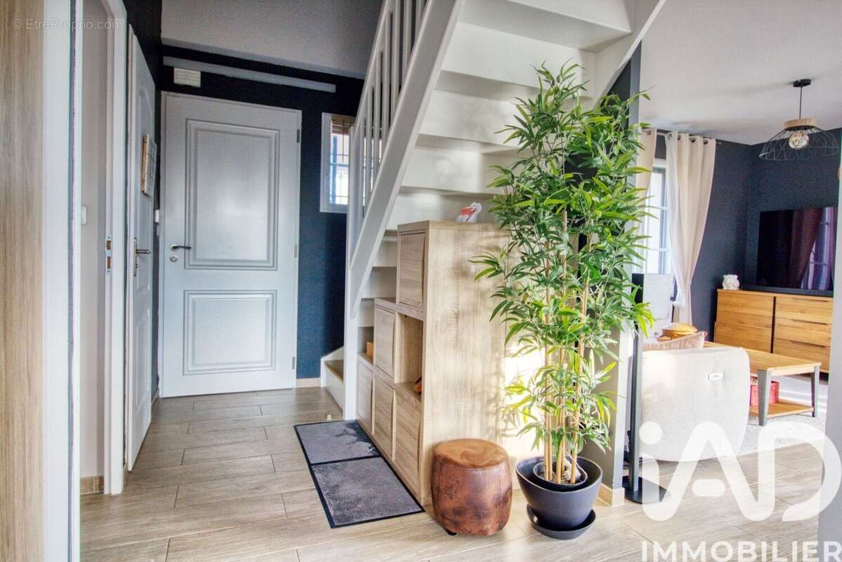 Photo 5 - Maison à VIGNY