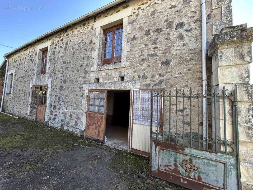 Maison à ASNIERES-SUR-BLOUR