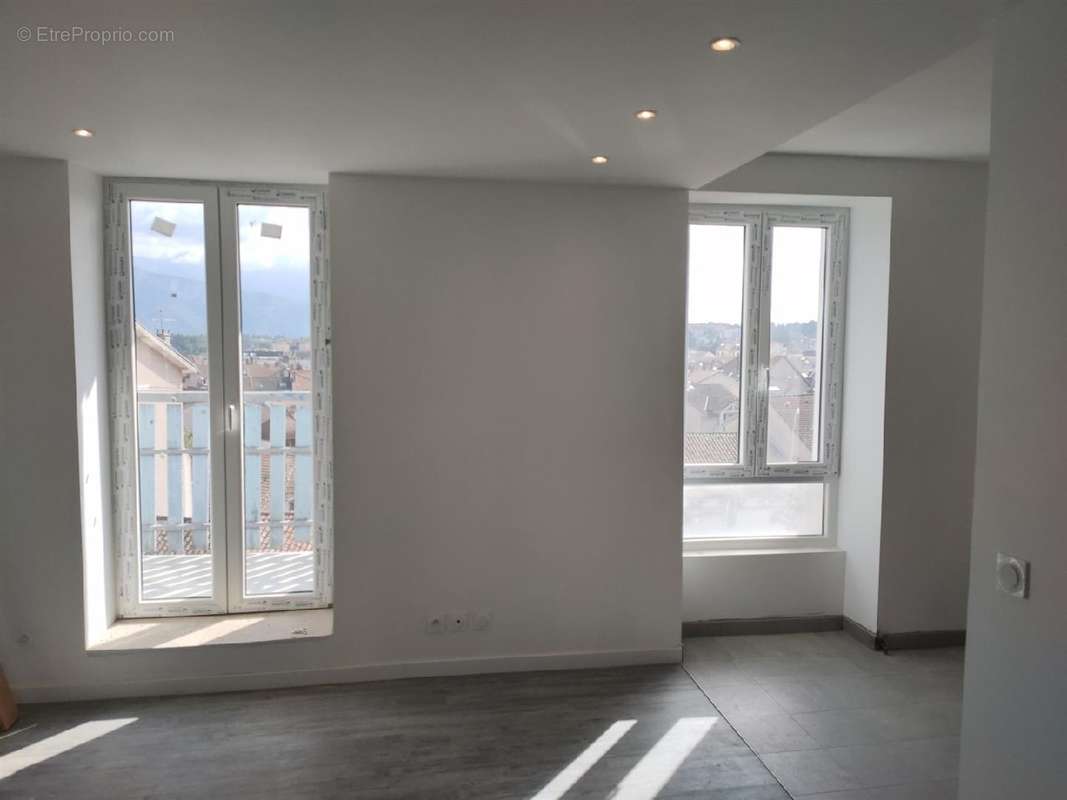 Appartement à VOIRON