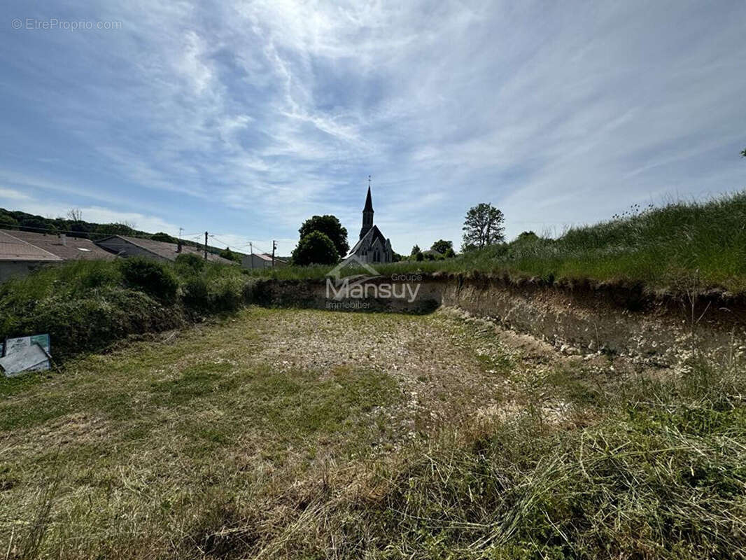 Terrain à LANDRECOURT-LEMPIRE