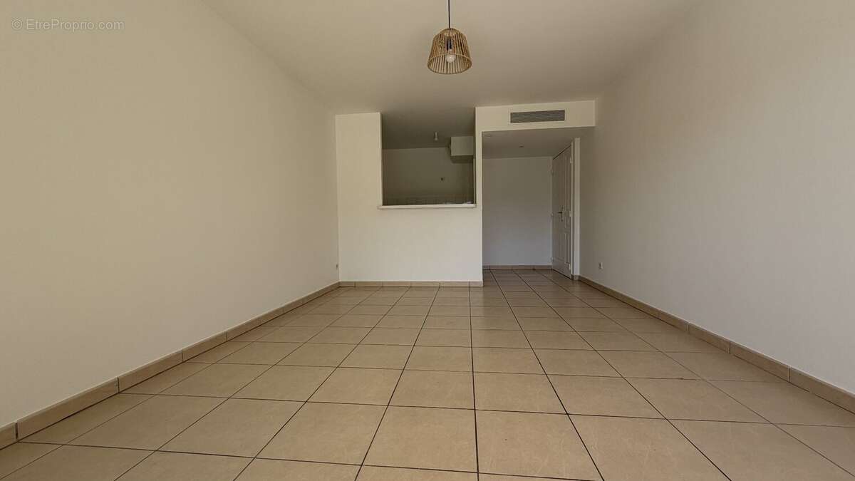 Appartement à MANDELIEU-LA-NAPOULE