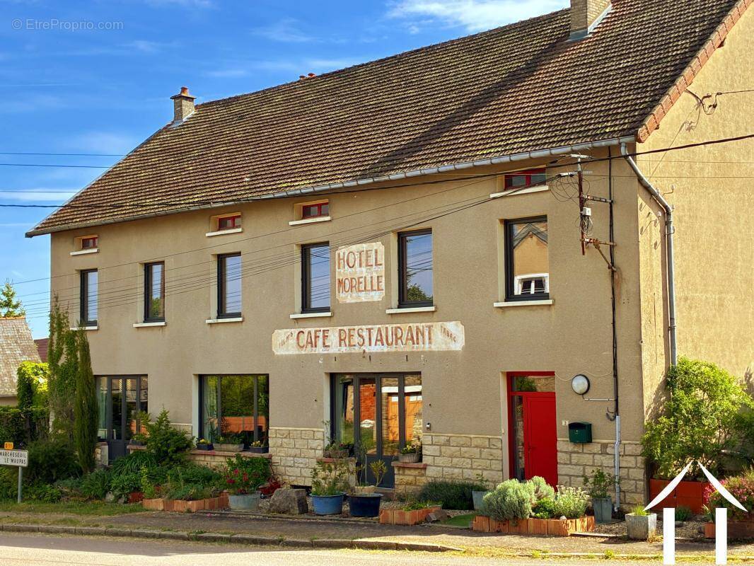 Maison à MANLAY