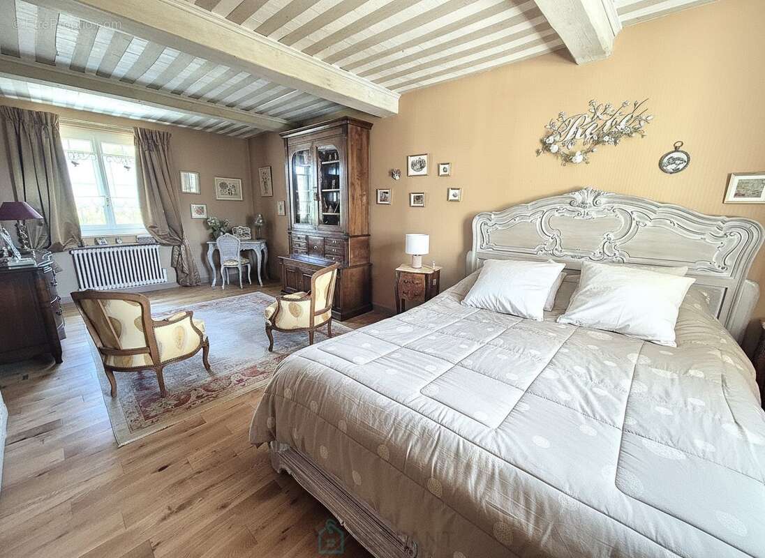 Maison à CHINON
