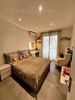 Appartement spacieux avec deux balcons au cœur de la ville ! - photo 17