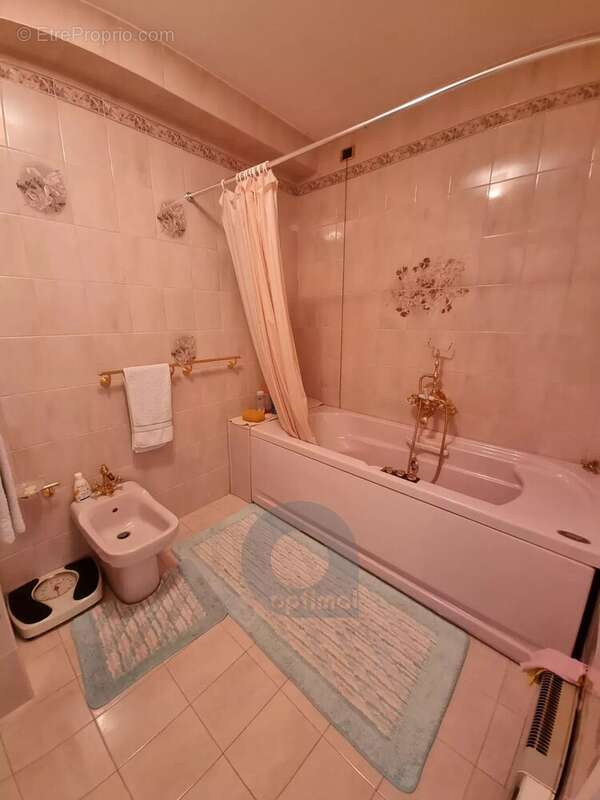 Appartement à MENTON