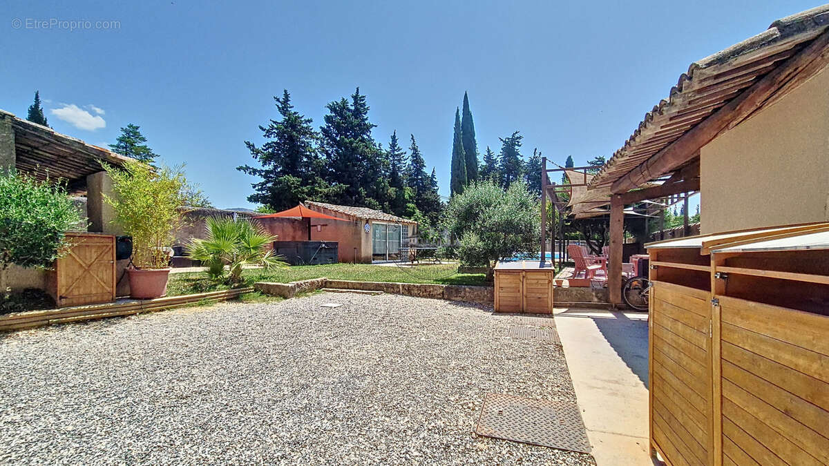 Maison à CHEVAL-BLANC