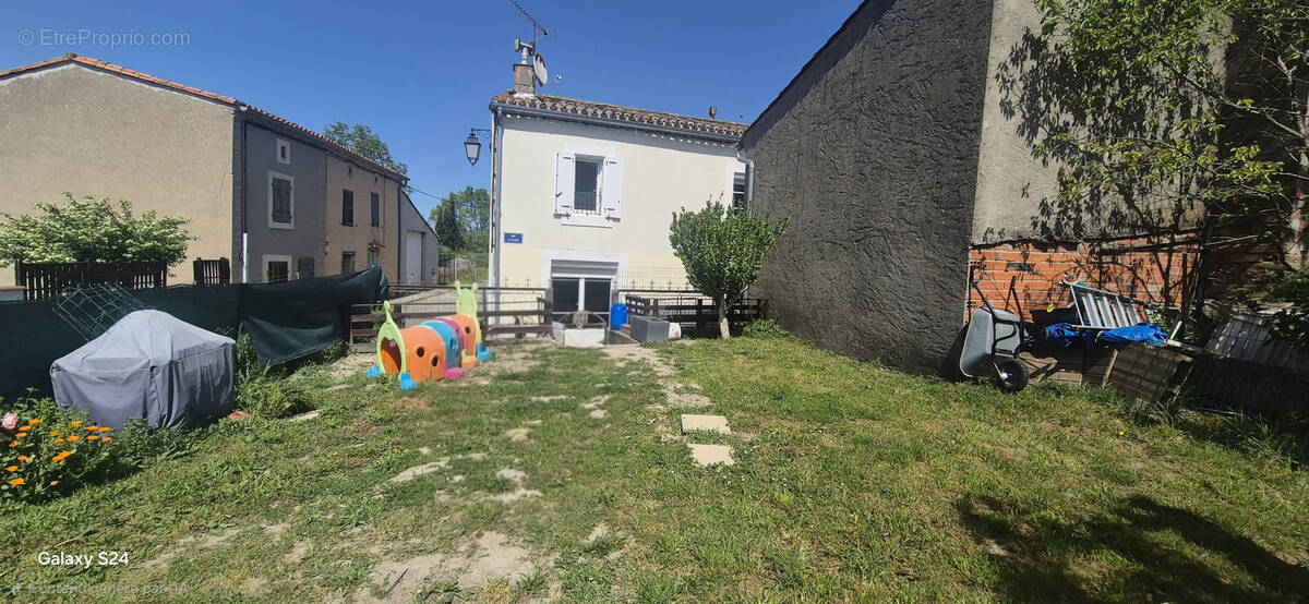 Maison à SOUPEX