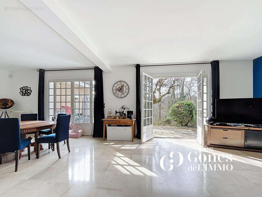 Maison à FRANCHEVILLE