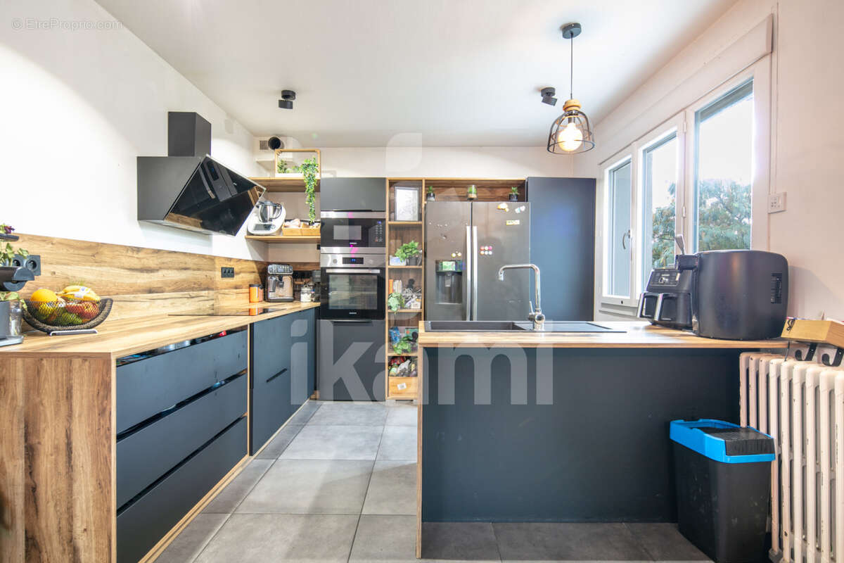 Maison à ROMANS-SUR-ISERE