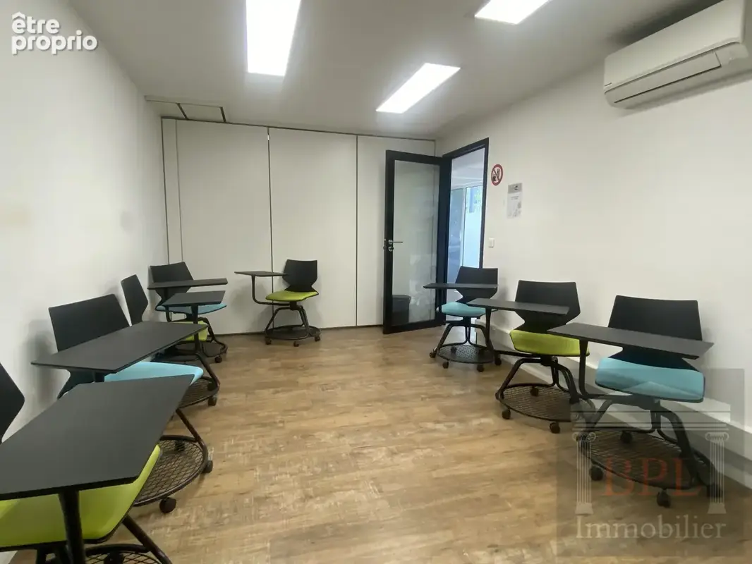 Commerce 140 m² à vendre à Malakoff (92240) - photo 8